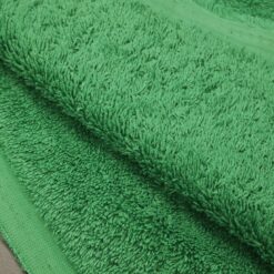 Zeleni frotir - luksuzan, mekan i gust