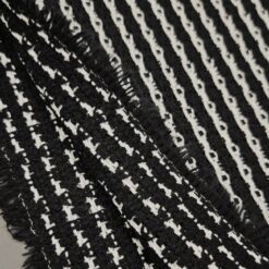 Crno-bijela pamučna pletenina s prugama  ZADNJI KOMAD 1,70 m / 14,45 €